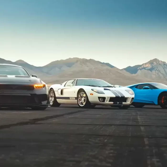 موستانگ GTD با دو نسل فورد GT